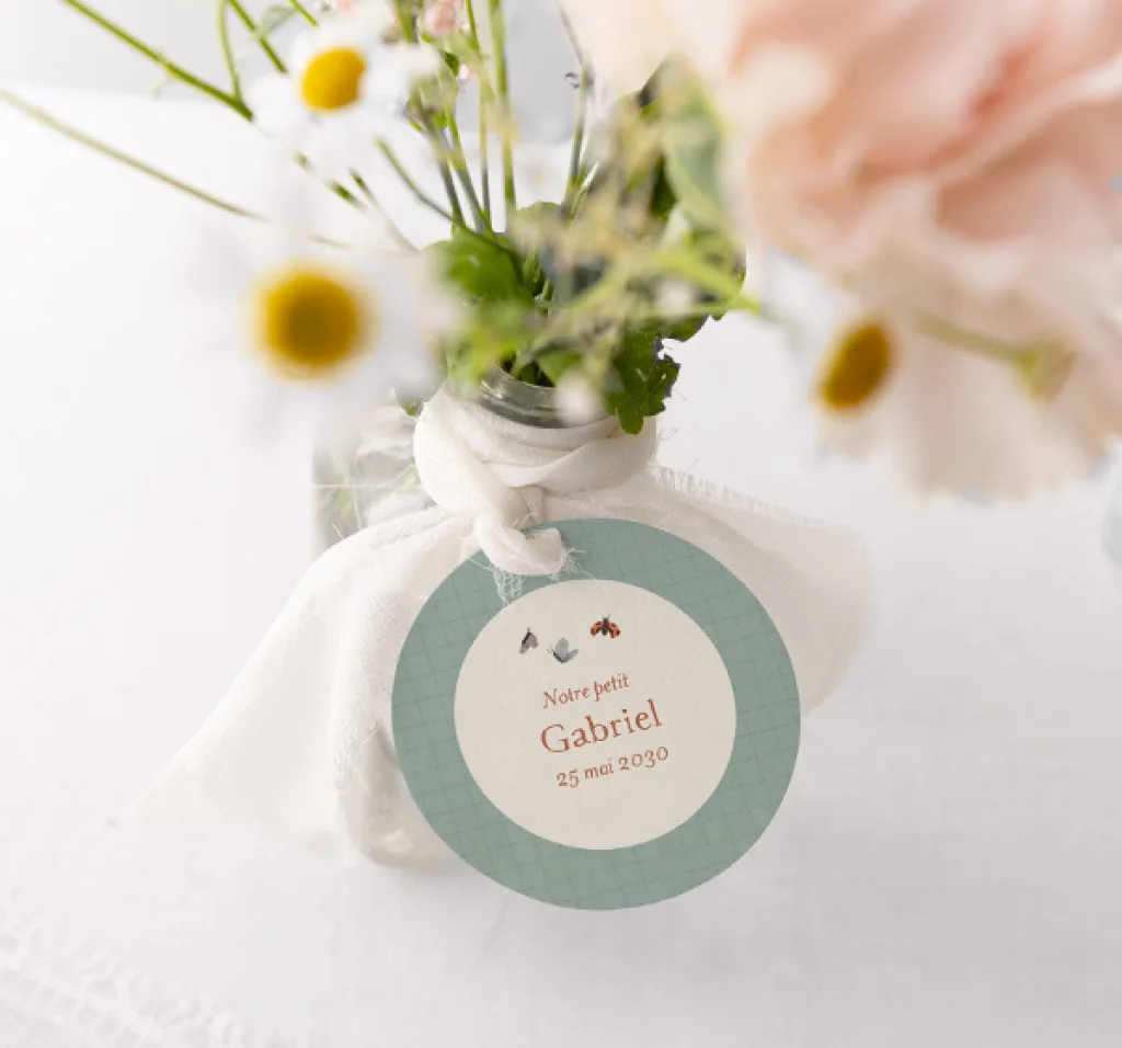 Étiquette ronde perforée