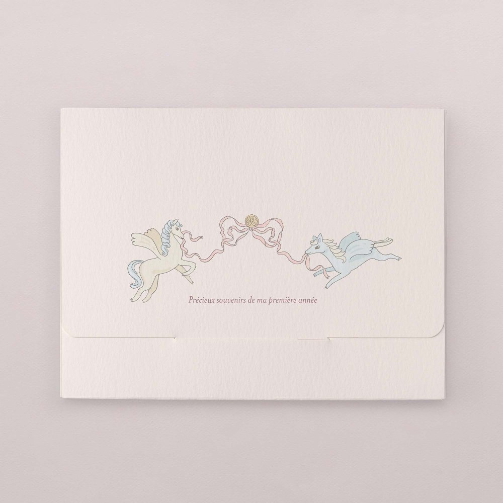 Médaillon enchanté